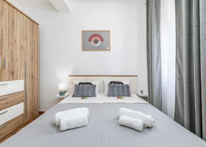 Mia Apartment